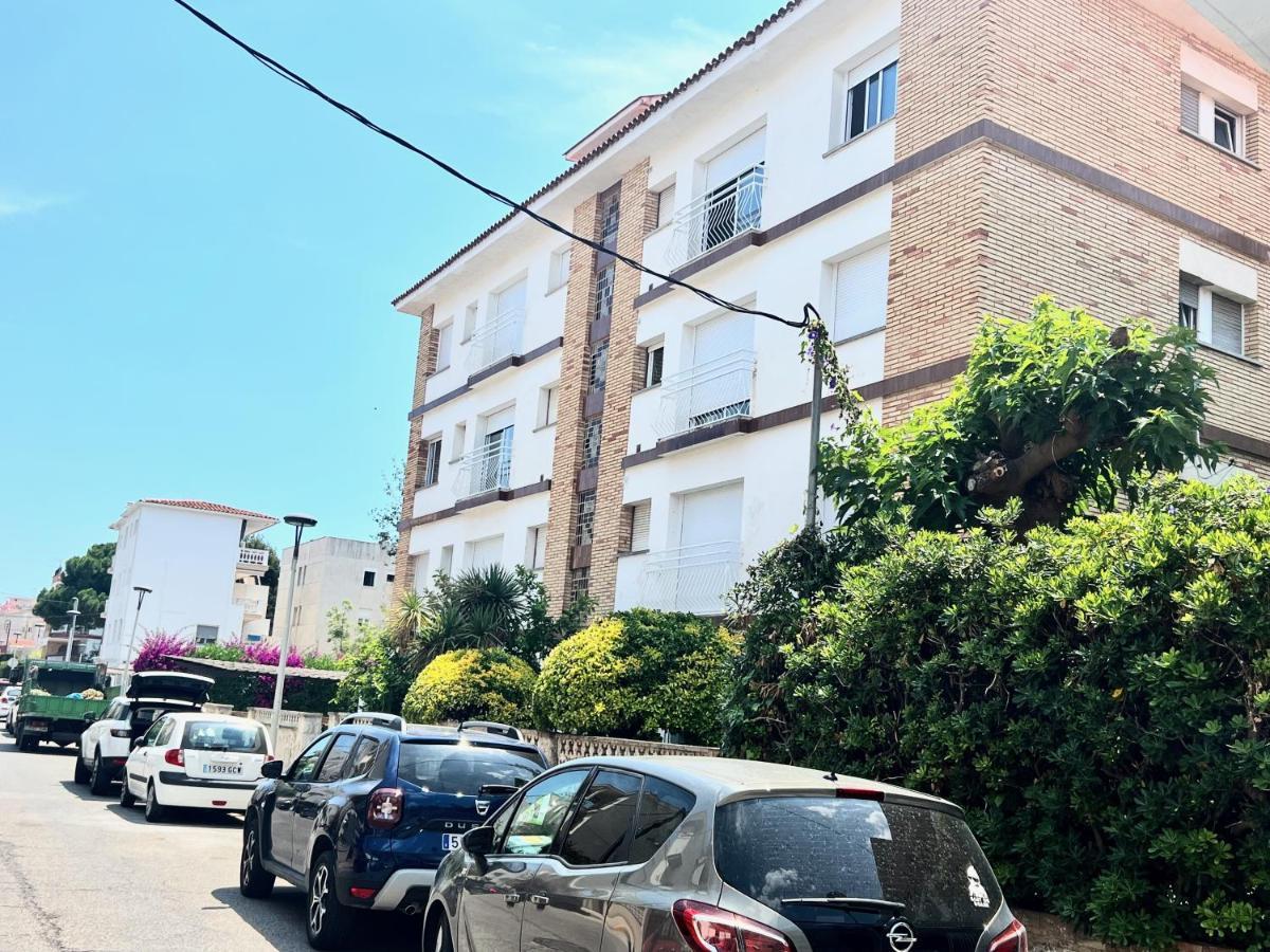 Apartamentos Ancora Romana Калафел Екстериор снимка