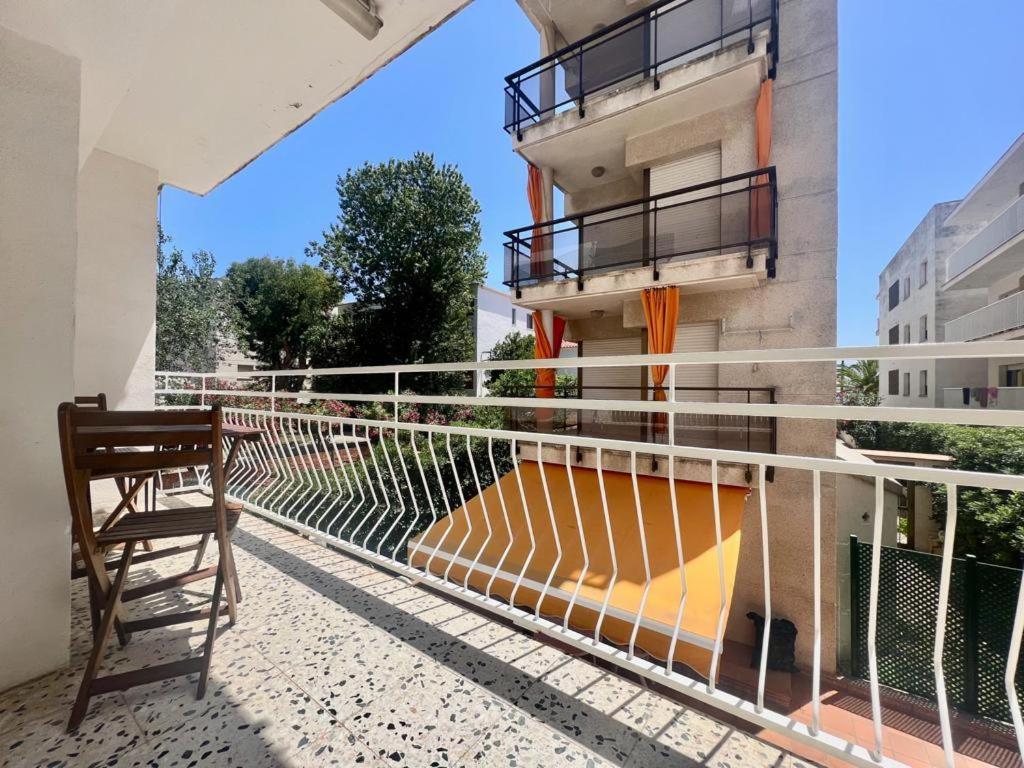 Apartamentos Ancora Romana Калафел Екстериор снимка